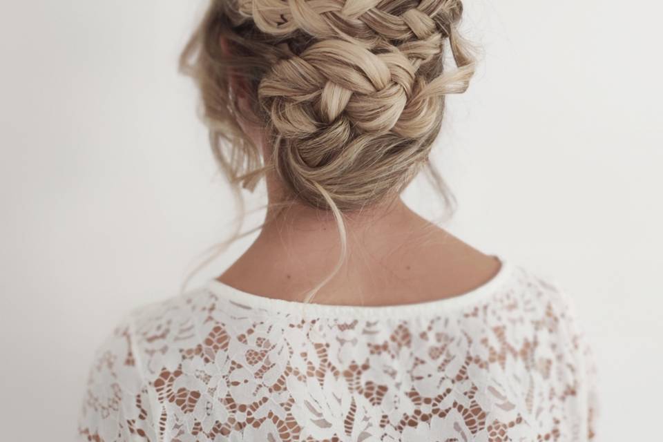 Bridal hair