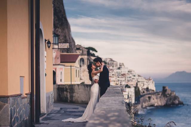 Fotografi matrimonio Napoli. Matrimonio in Costiera. Lancio del riso.  Sacchetti portariso. Dettagli di nozze.