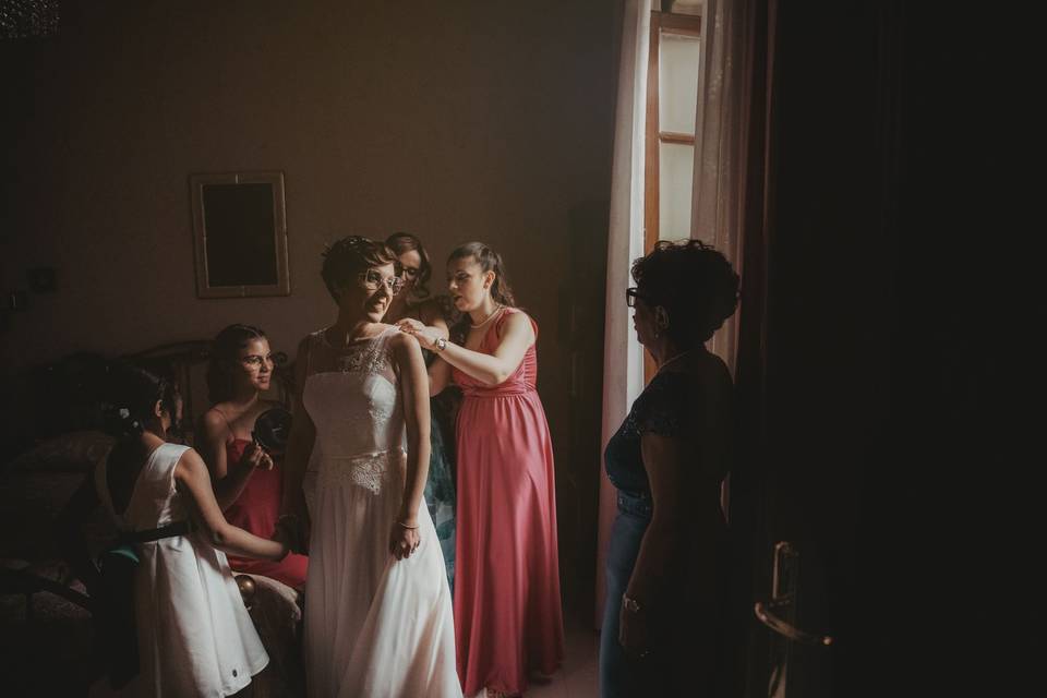 La vestizione della sposa