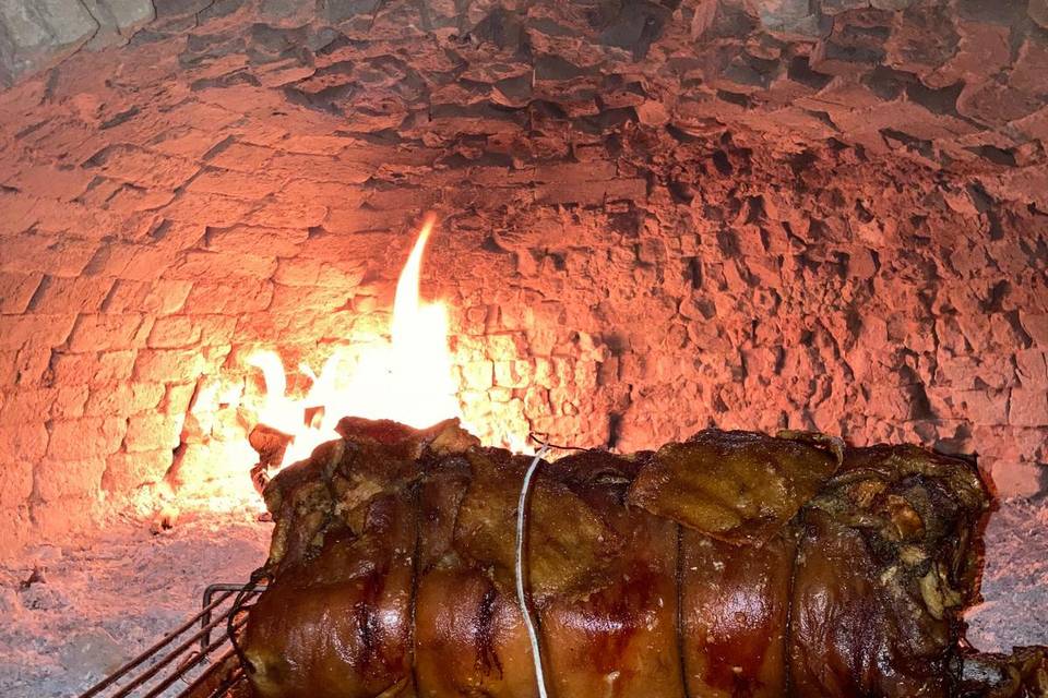 Porchetta cotta nel forno a le