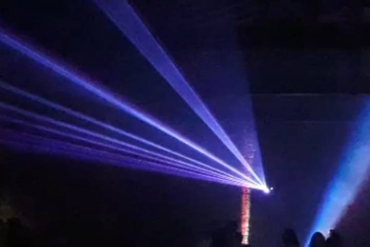 Laser