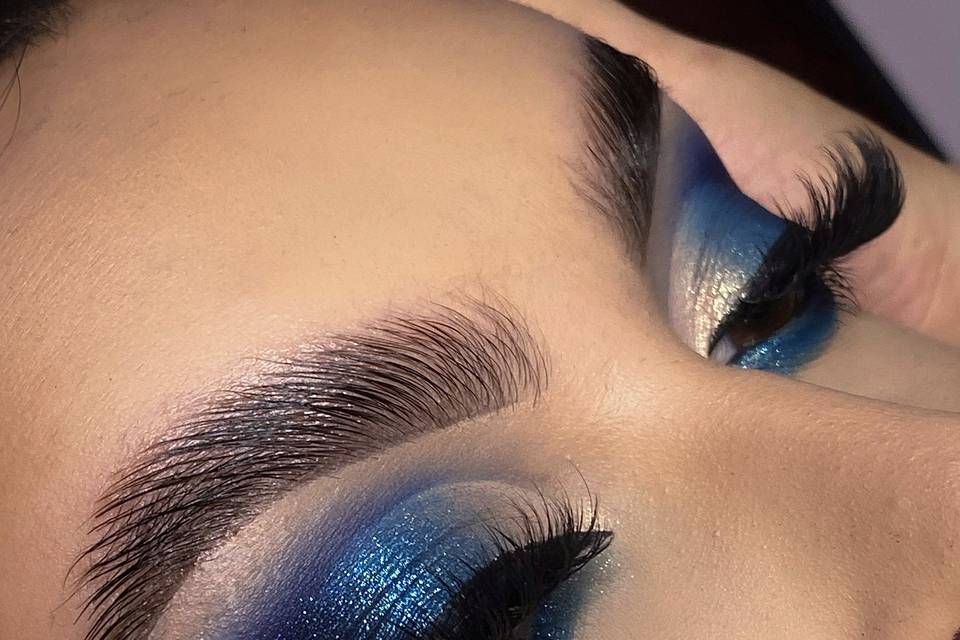 Makeup blu