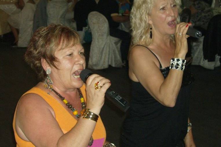 MaxShow karaoke