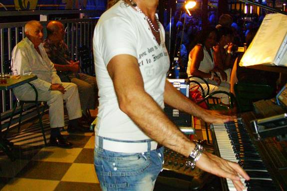 MaxShow