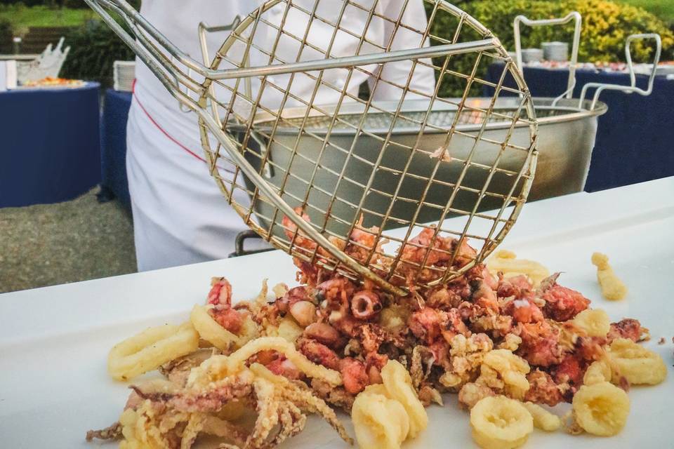 Live Cooking Frittura di Pesce