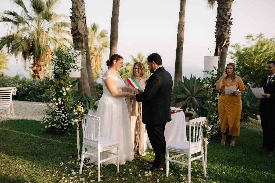 Emilia Rejtano - La Celebrante di Matrimoni in Sicilia