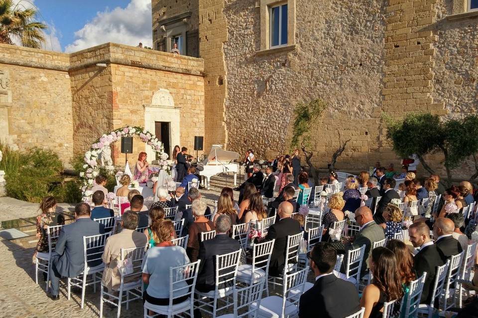 Emilia Rejtano - La Celebrante di Matrimoni in Sicilia