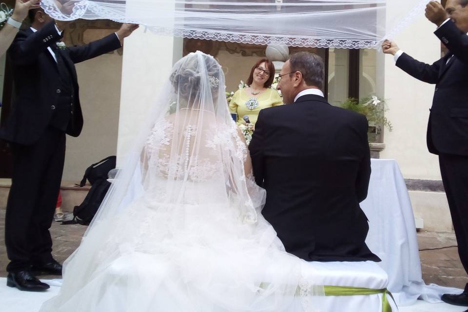 Emilia Rejtano - La Celebrante di Matrimoni in Sicilia