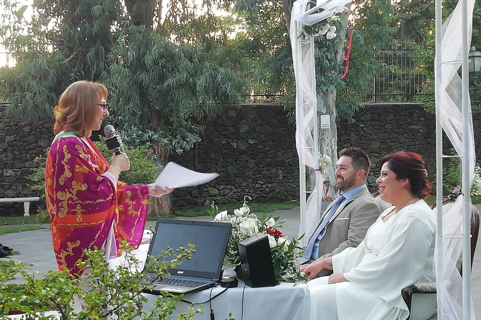 Emilia Rejtano - La Celebrante di Matrimoni in Sicilia