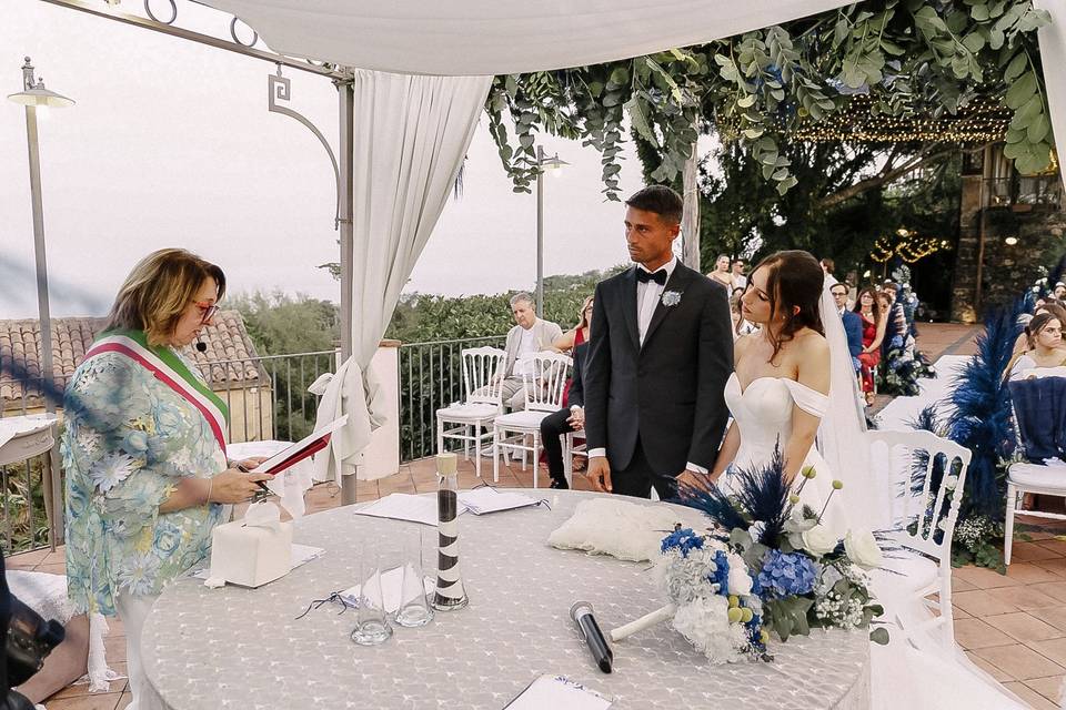 Celebrante Matrimonio Civile e Simbolico in Sicilia - Emilia Rejtano