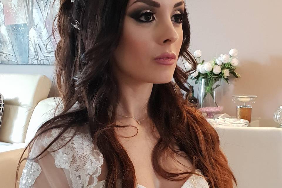 Make up strong - bride