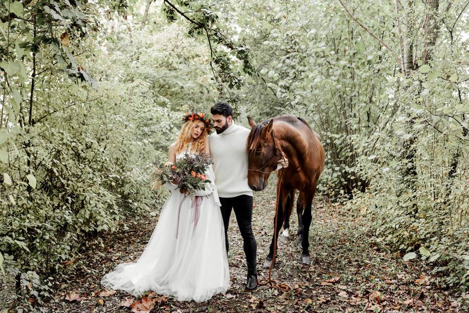 Autumn wedding with horse