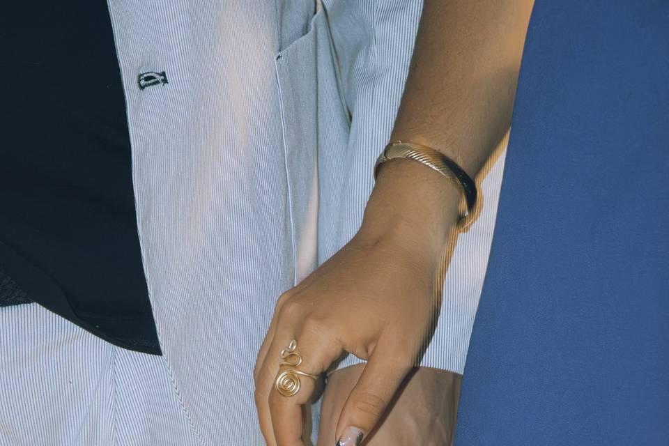 .