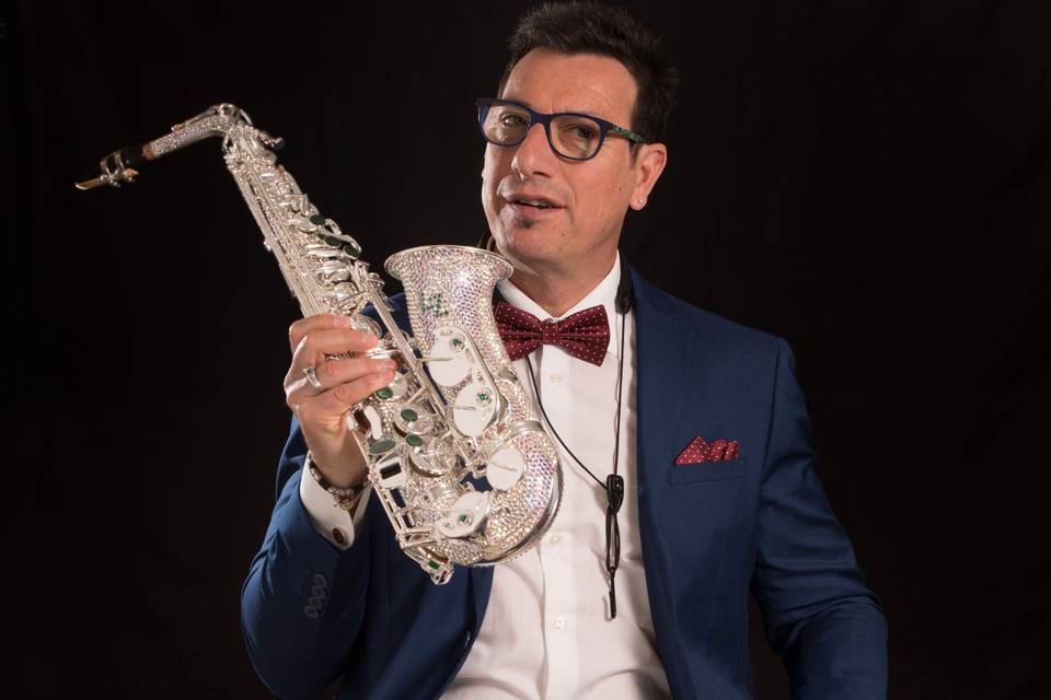 Sax Performer Diamond Luigi Zimmitti