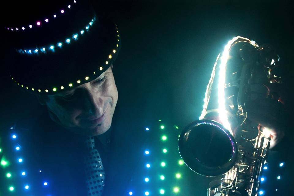 Sax Performer Diamond Luigi Zimmitti