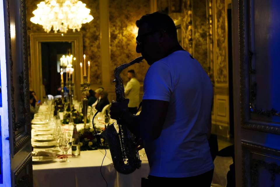 Sax Performer Diamond Luigi Zimmitti