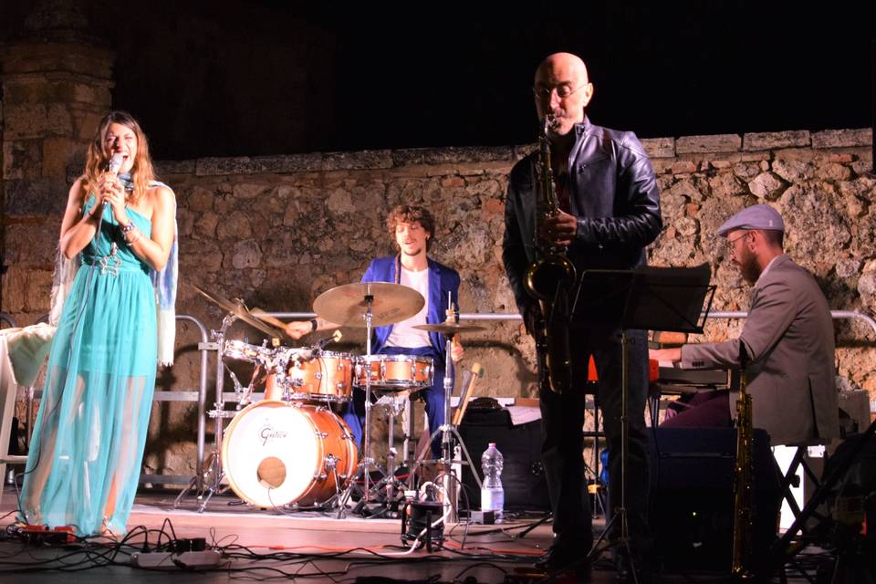 Serena Berneschi & The Wedding Guests