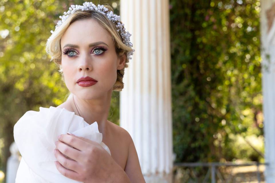 Bride make-up