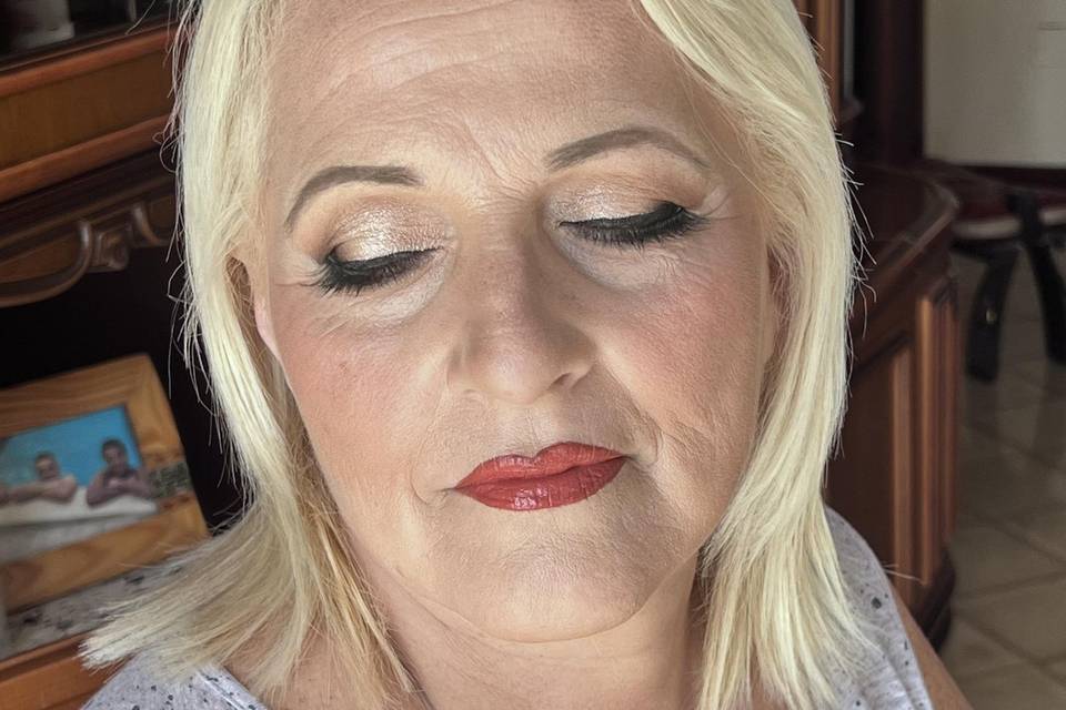 Trucco over