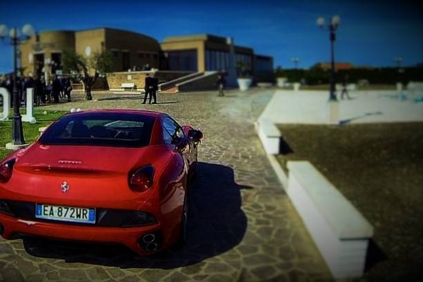 Ferrari California al parco