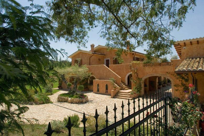 Villa San Nicola
