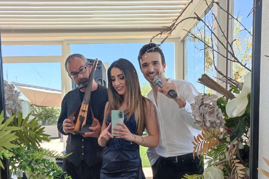 Violinista cantante dj vocalis