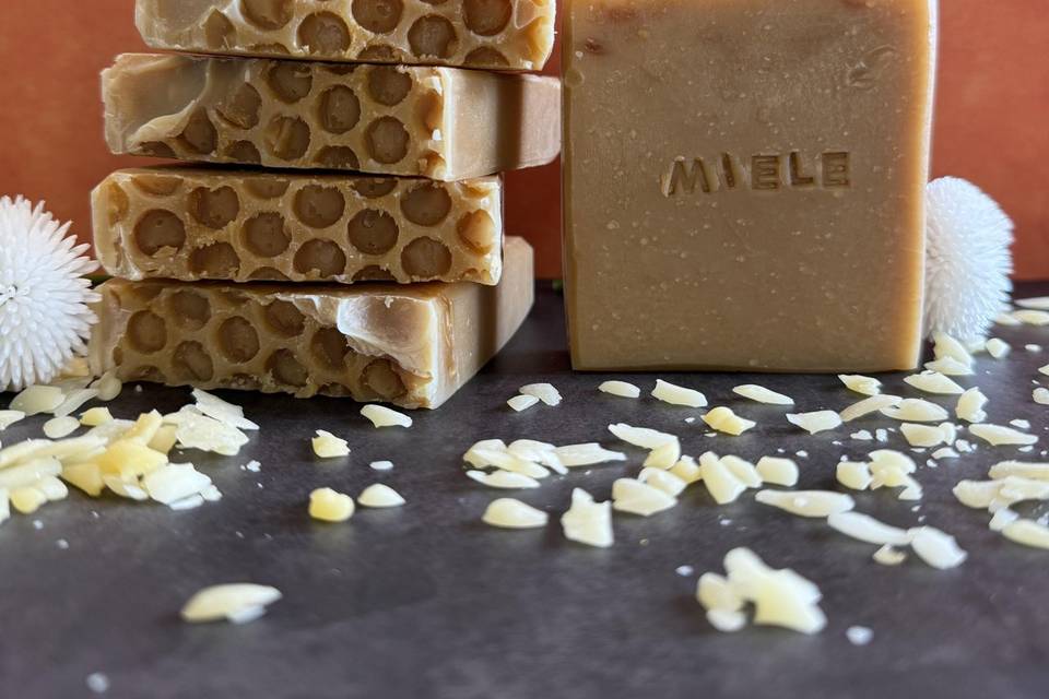 Sapone nutriente al miele