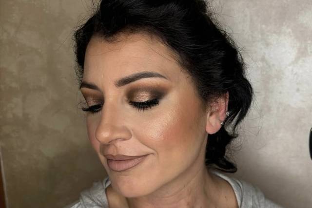 Halo make-up