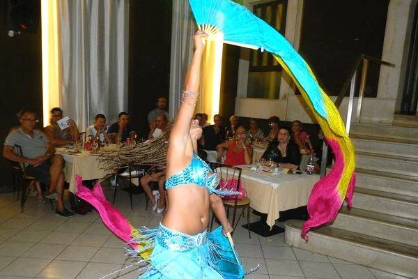 Animazione con danza orientale