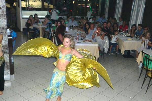 Animazione con danza orientale