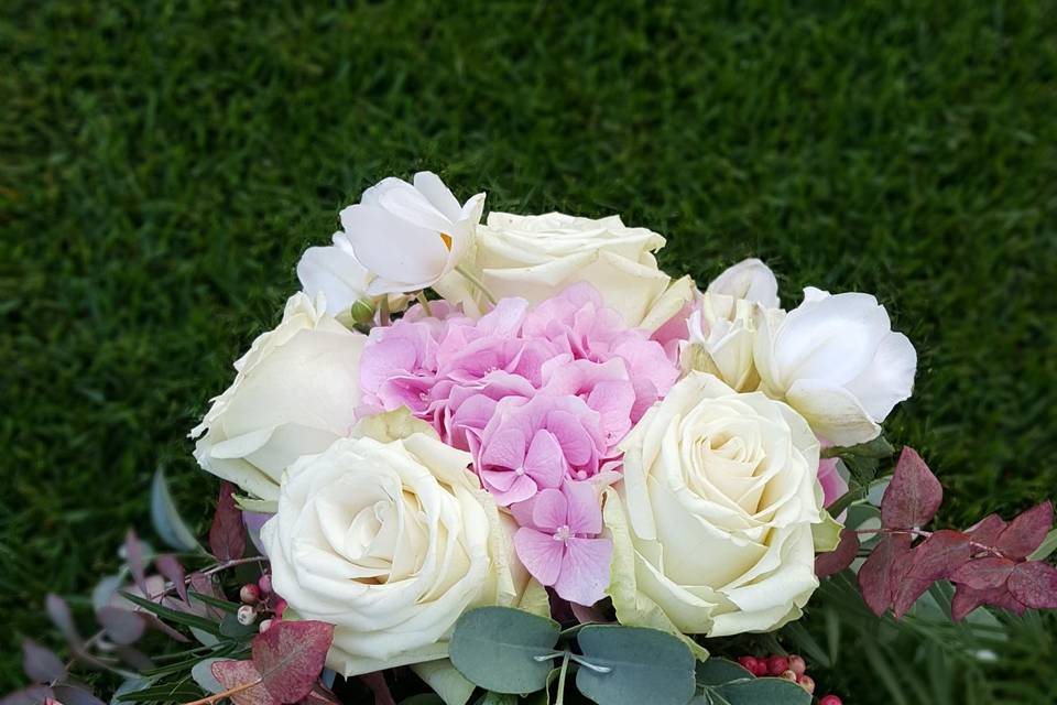 Bouquet ortensie e rose