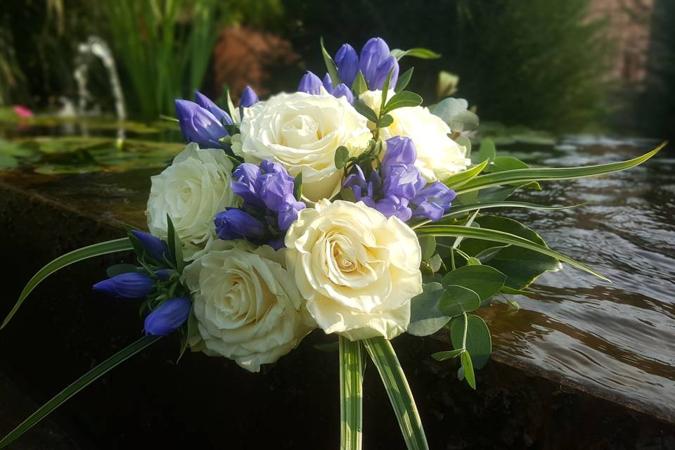 Bouquet Bianco e Blu