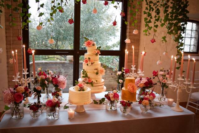 Winter sweet table