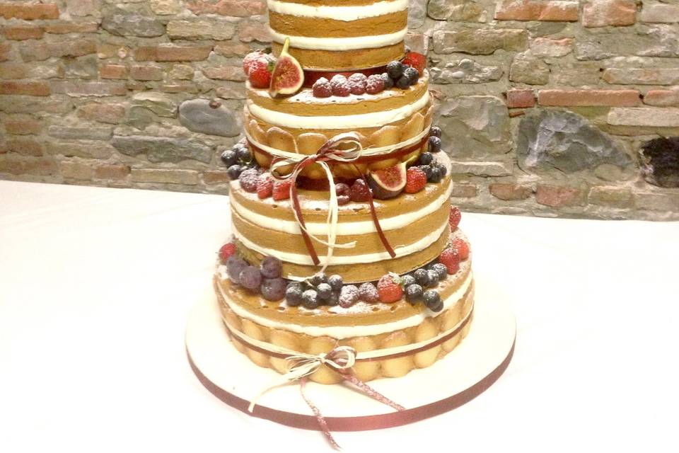 Traveler wedding cake