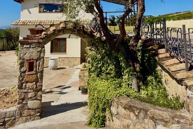 Tenuta Peluso