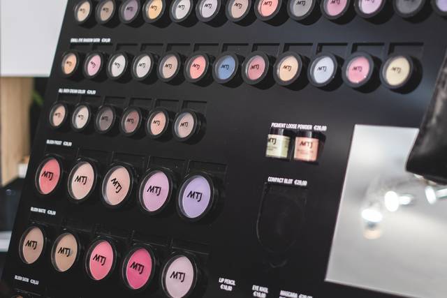 Make up MTJ by procosmet
