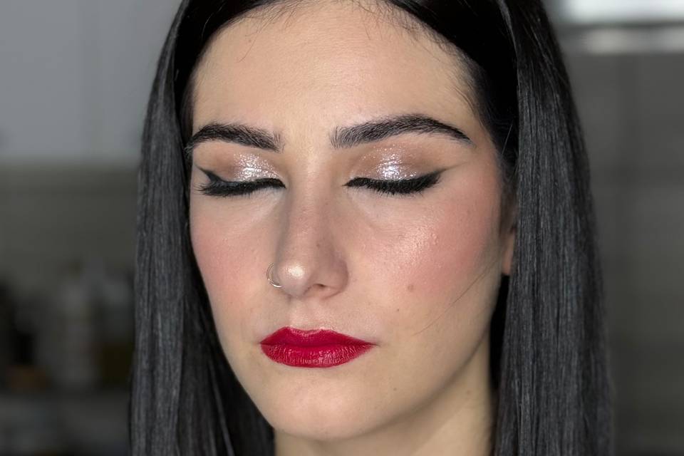 Make-up invitata