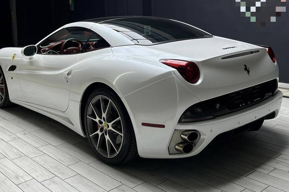 Ferrari California