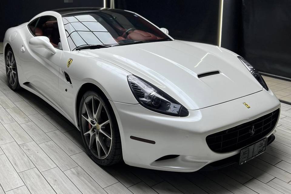 Ferrari California