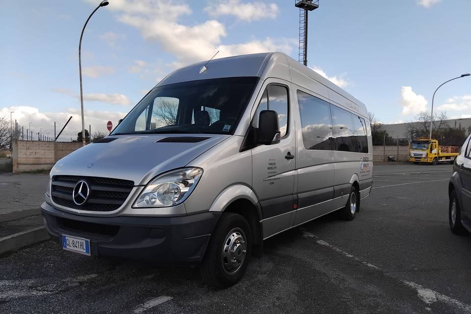 Mercedes Sprinter 17 posti