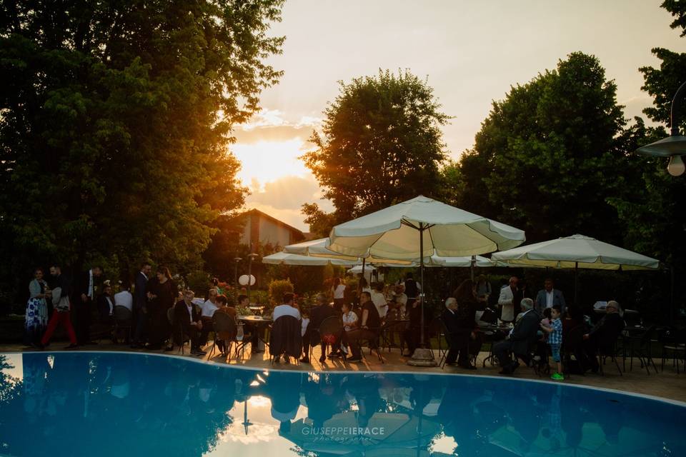 Piscina al tramonto