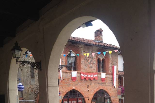 Dai portici