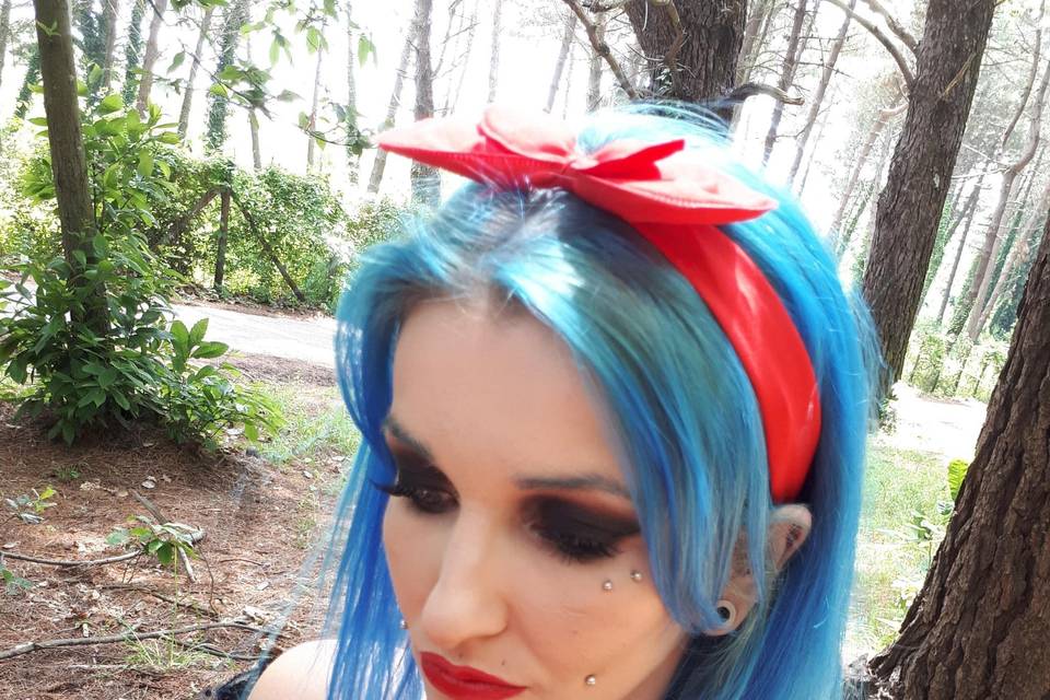 Alternative makeup