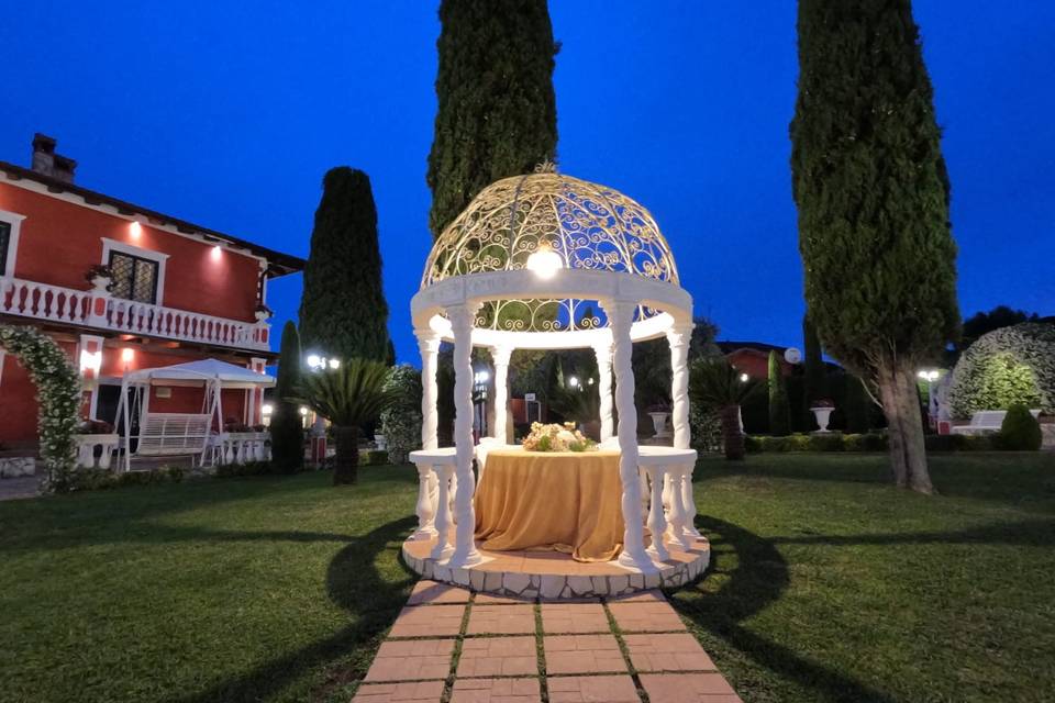 Tempietto in giardino