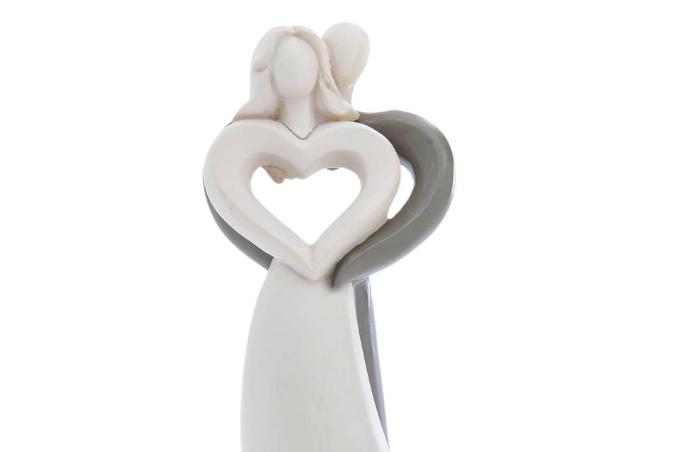 Statuina sposi cuori abbraccio