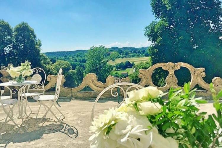 Aperitivo sulla terrazza