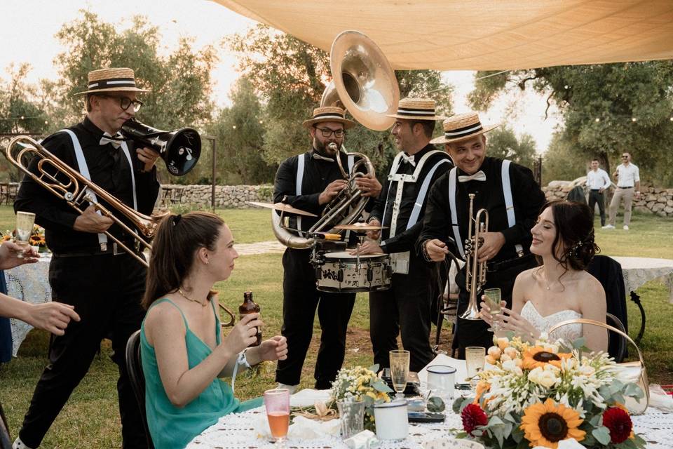 Dixi Buggy Street Band