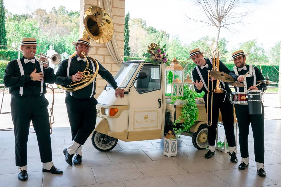 Dixi Buggy Street Band