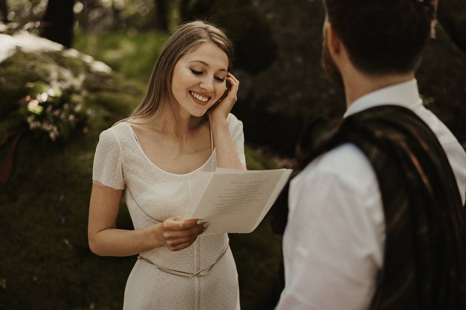 Matrimonio celtico nel bosco