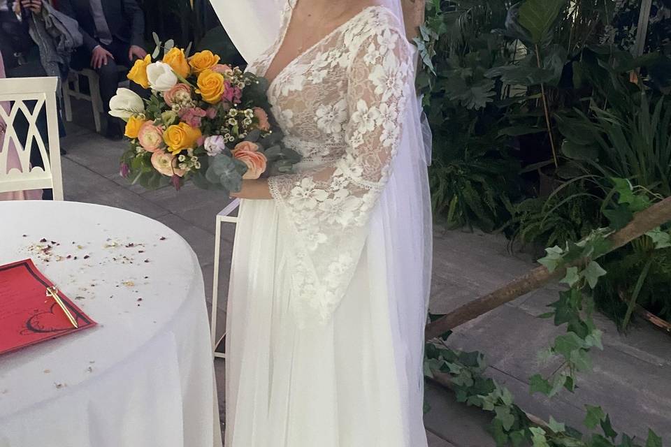 BELLA!